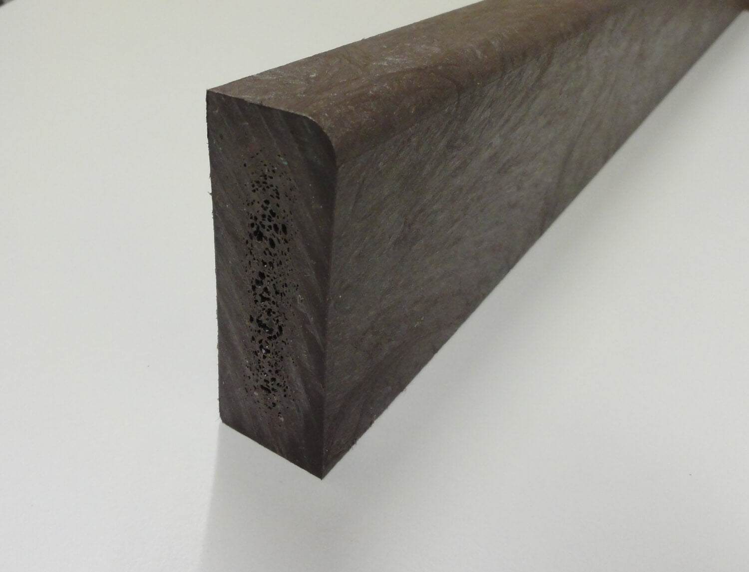 Plastplanke med 1 Afrundet Kant - Beige - Plastplanker -  - Plastplanke