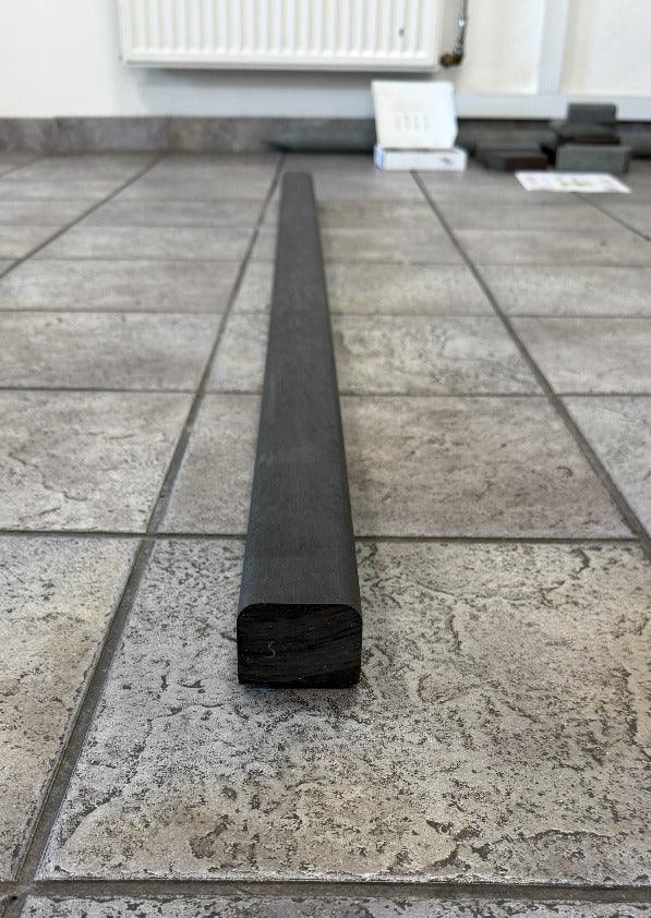 Plastplanka med 2 rundade kanter - Brun