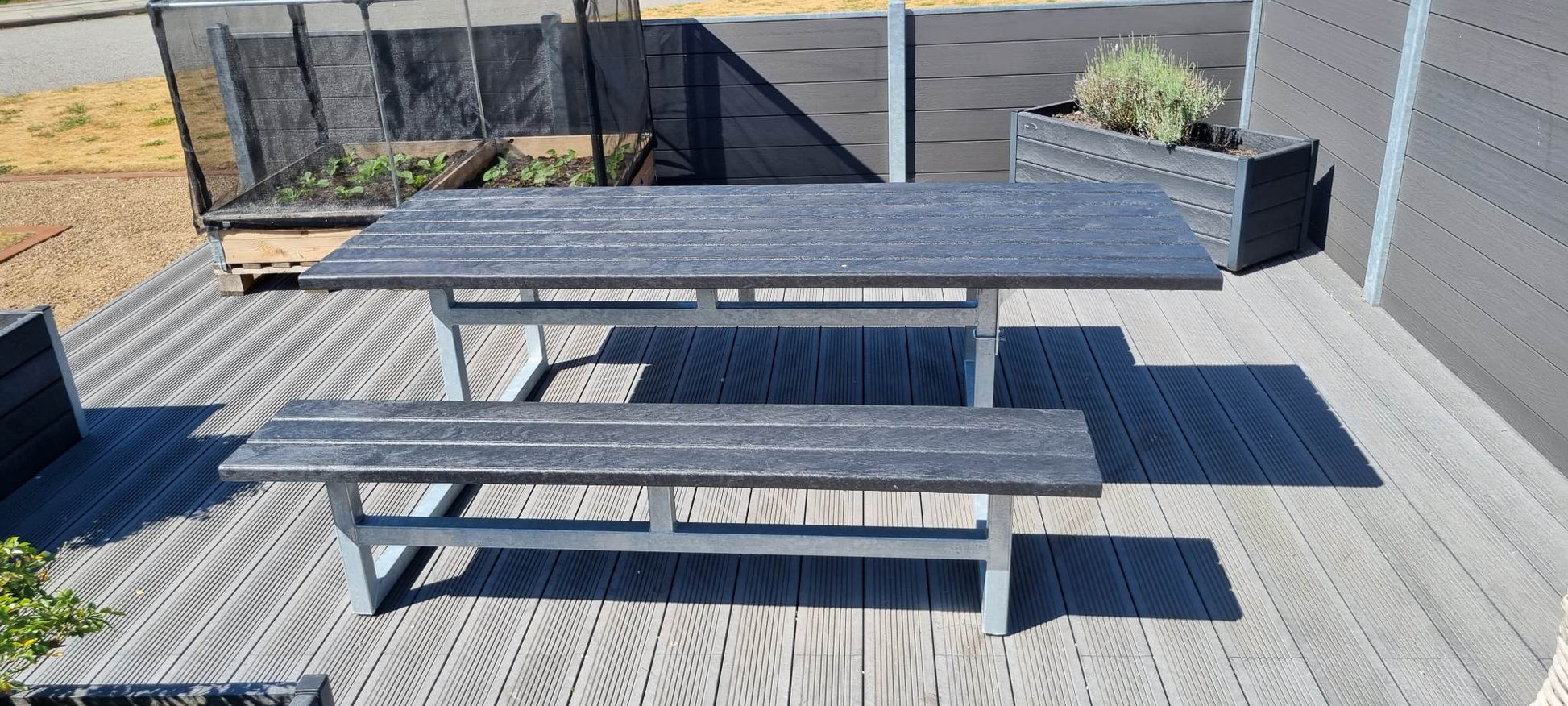Vedligeholdelsesfrit bord bænkesæt uden ryglæn samt genbrugsplastplanker (handicapvenlig) - Plastplanker -  - bord/bænke sæt