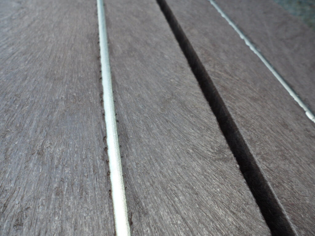 Plastplanke med Jernforstærkning – Grå - Plastplanker -  - Plastplanke