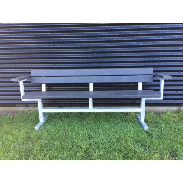 Bænk - Med ryglæn og armlæn - Plastplanker -  - Bænke