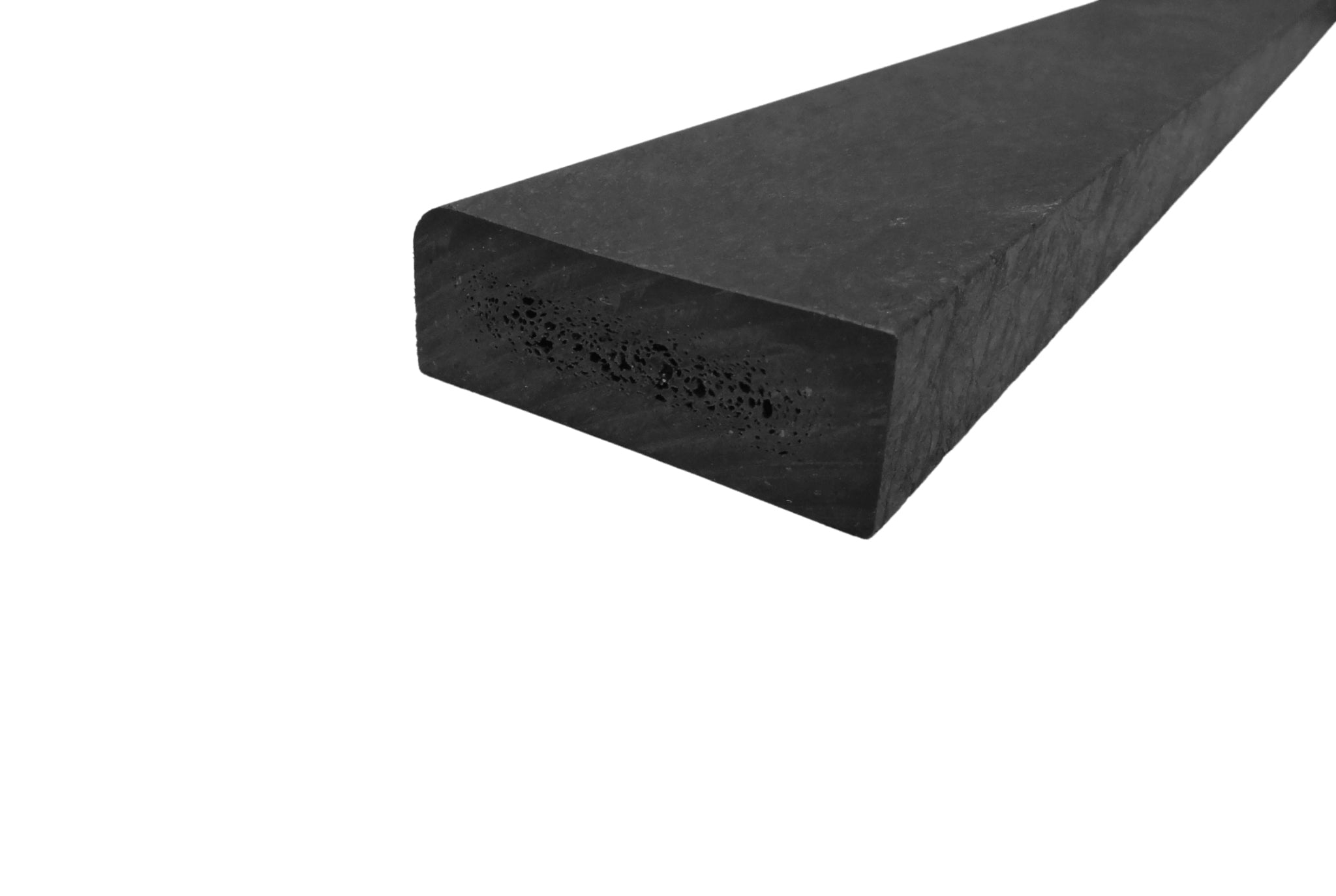 Plastplanka med 1 rundad kant - Svart